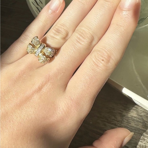 18k Yellow Gold Diamond Cable Bow Ring - Women Jewelry - Picture 3 of 6